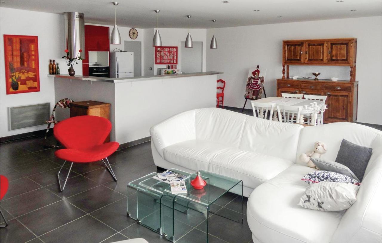 Awesome Apartment In Sauvian With Wifi Экстерьер фото