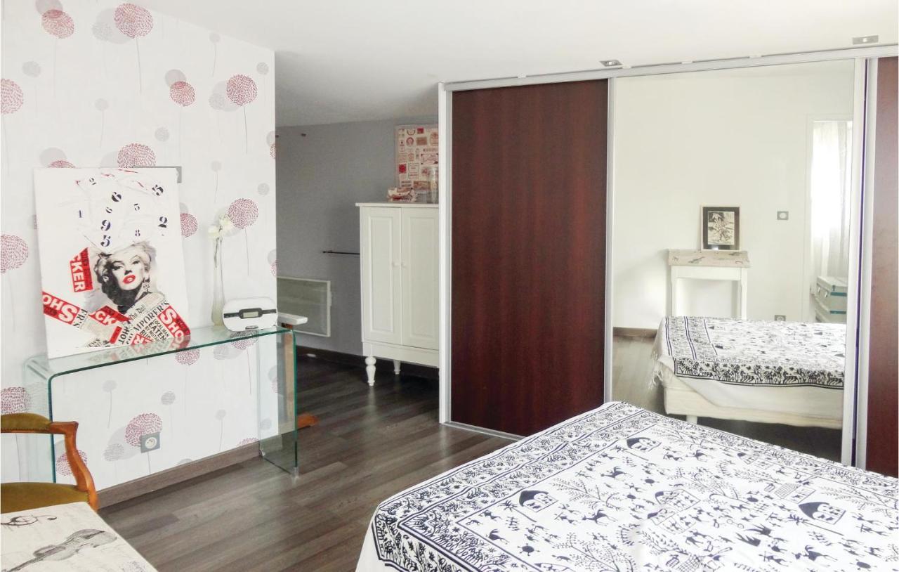 Awesome Apartment In Sauvian With Wifi Экстерьер фото
