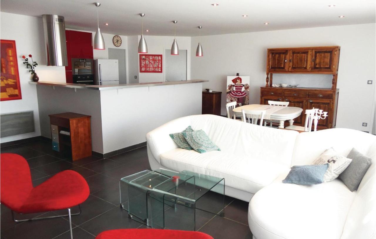 Awesome Apartment In Sauvian With Wifi Экстерьер фото